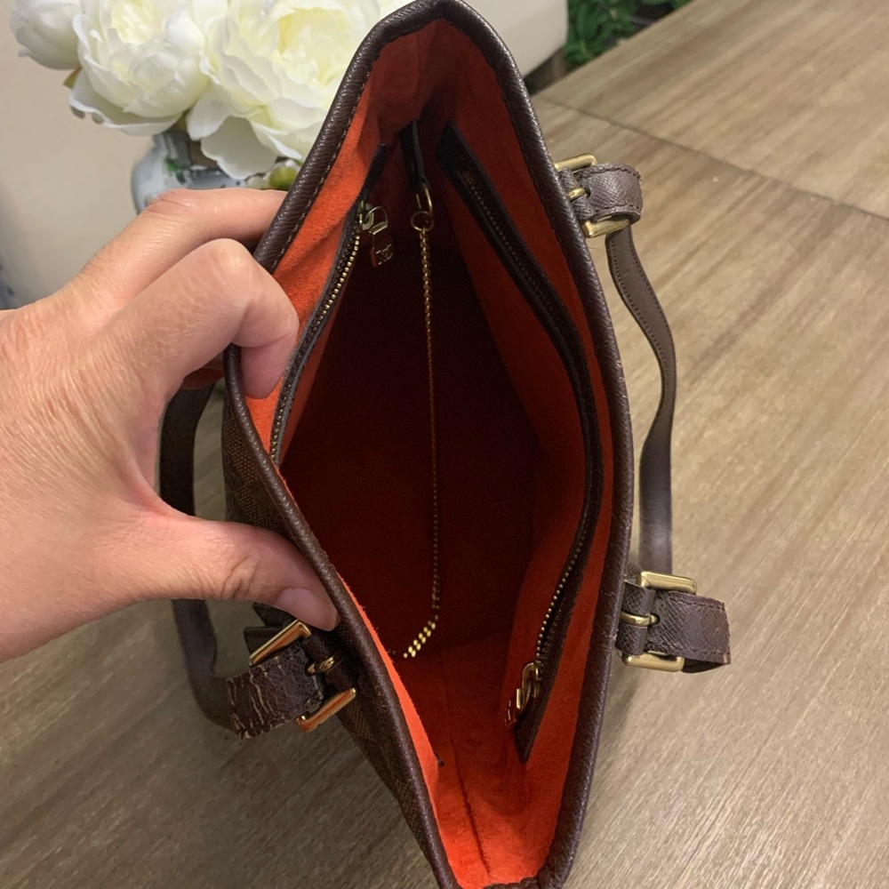 Authentic Louis Vuitton Damier Ebene Marais PM - Picture 8 of 16